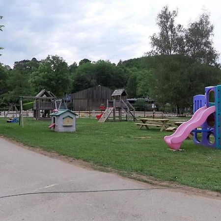 Olga Caravane Hotel Aywaille Buitenkant foto